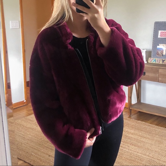 Free People Jackets & Blazers - Free People Faux Fur Maroon Purple Wide Sleeve Bomber Jacket Women's Small